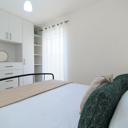 Oikies Luxury Apartments With Private Free Parking Area 圣尼古拉奥斯 外观 照片