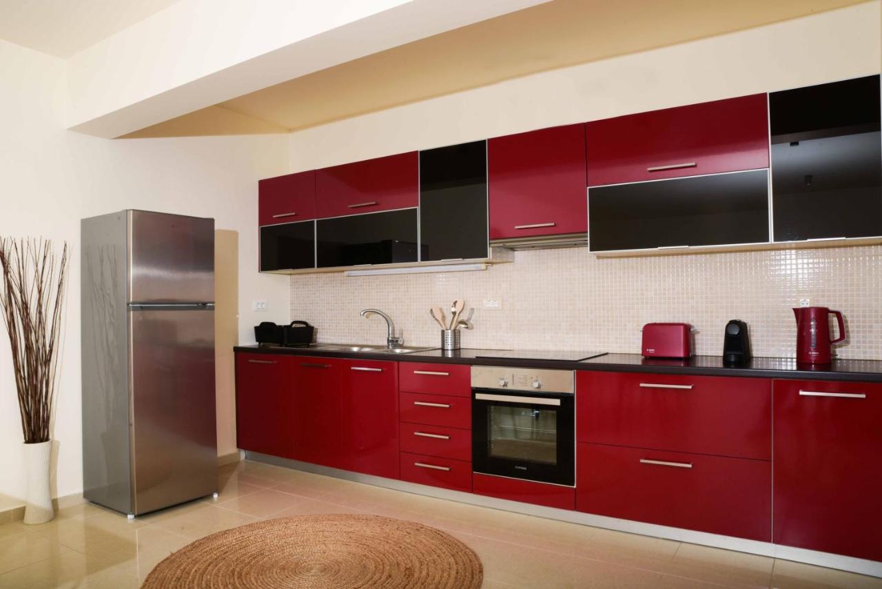 Oikies Luxury Apartments With Private Free Parking Area 圣尼古拉奥斯 外观 照片