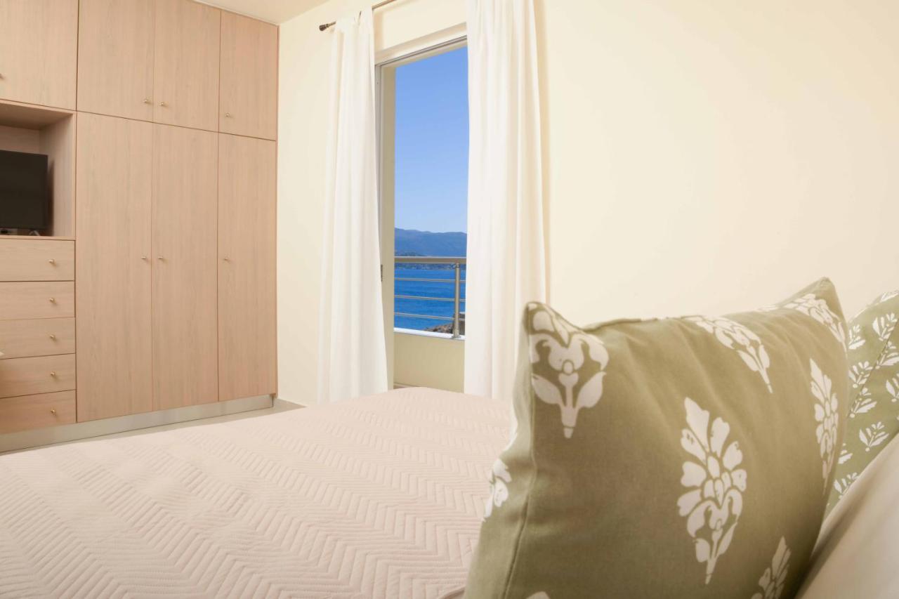 Oikies Luxury Apartments With Private Free Parking Area 圣尼古拉奥斯 外观 照片