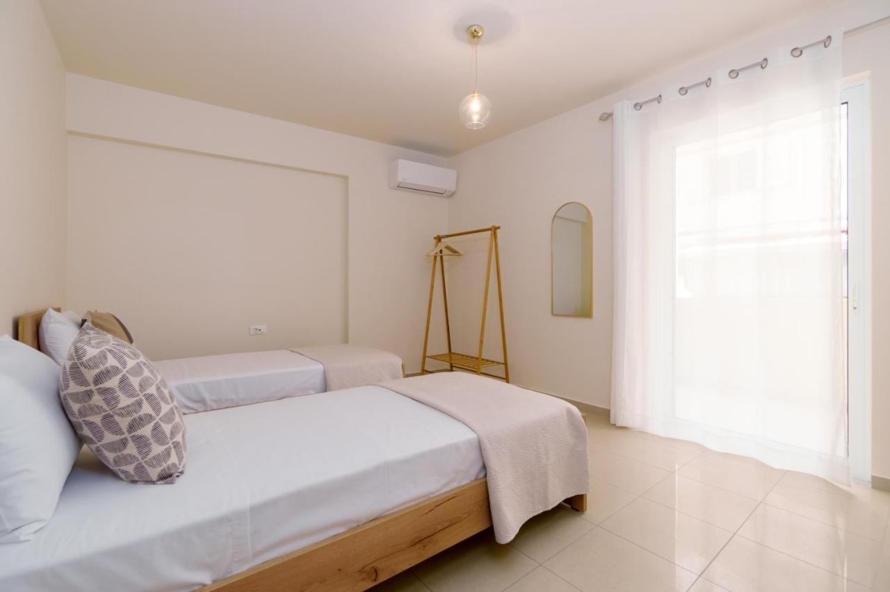 Oikies Luxury Apartments With Private Free Parking Area 圣尼古拉奥斯 外观 照片