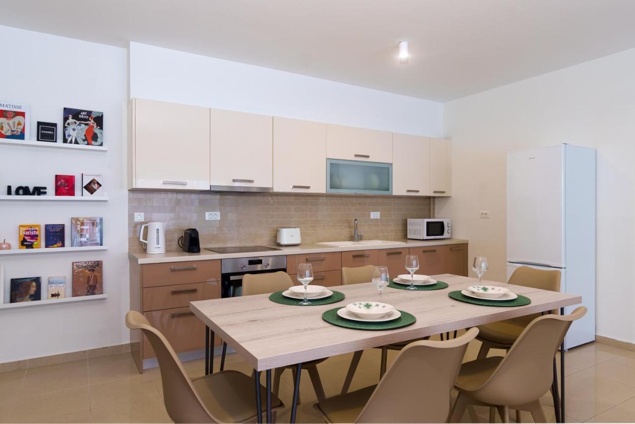 Oikies Luxury Apartments With Private Free Parking Area 圣尼古拉奥斯 外观 照片