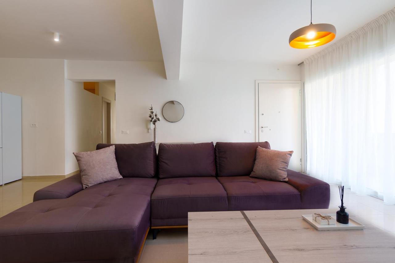 Oikies Luxury Apartments With Private Free Parking Area 圣尼古拉奥斯 外观 照片