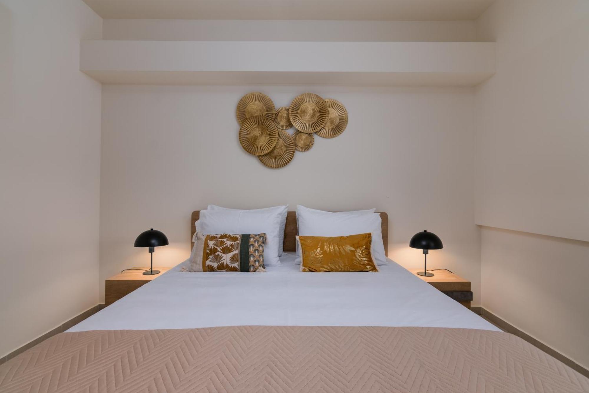 Oikies Luxury Apartments With Private Free Parking Area 圣尼古拉奥斯 客房 照片